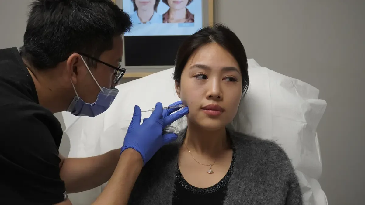 Double-Chin Injections: Non-Surgical Fat Dissolving in Richmond BC